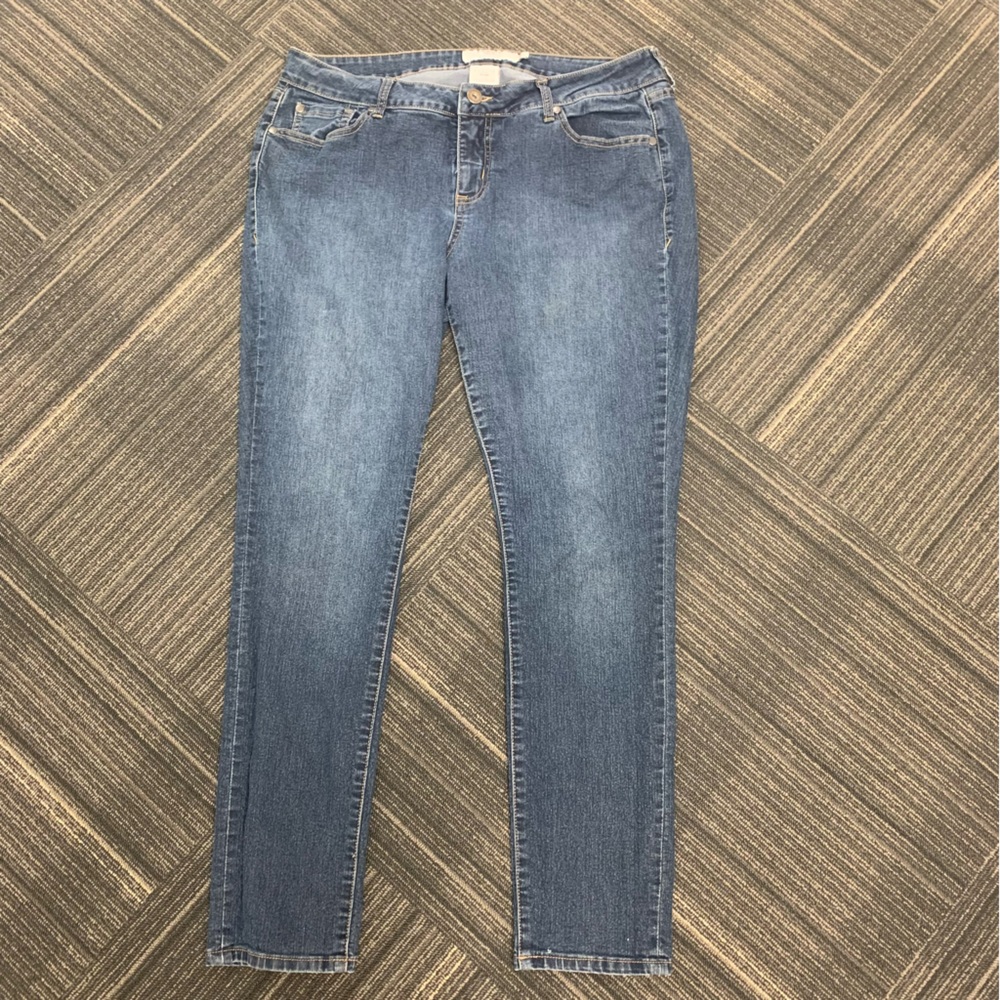 Torrid Classic Dark Wash Denim Jeans. Straight Leg Stretch. Size‎ 16R